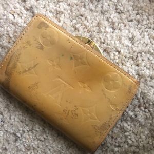 AUTHENTIC LOUIS VUITTON